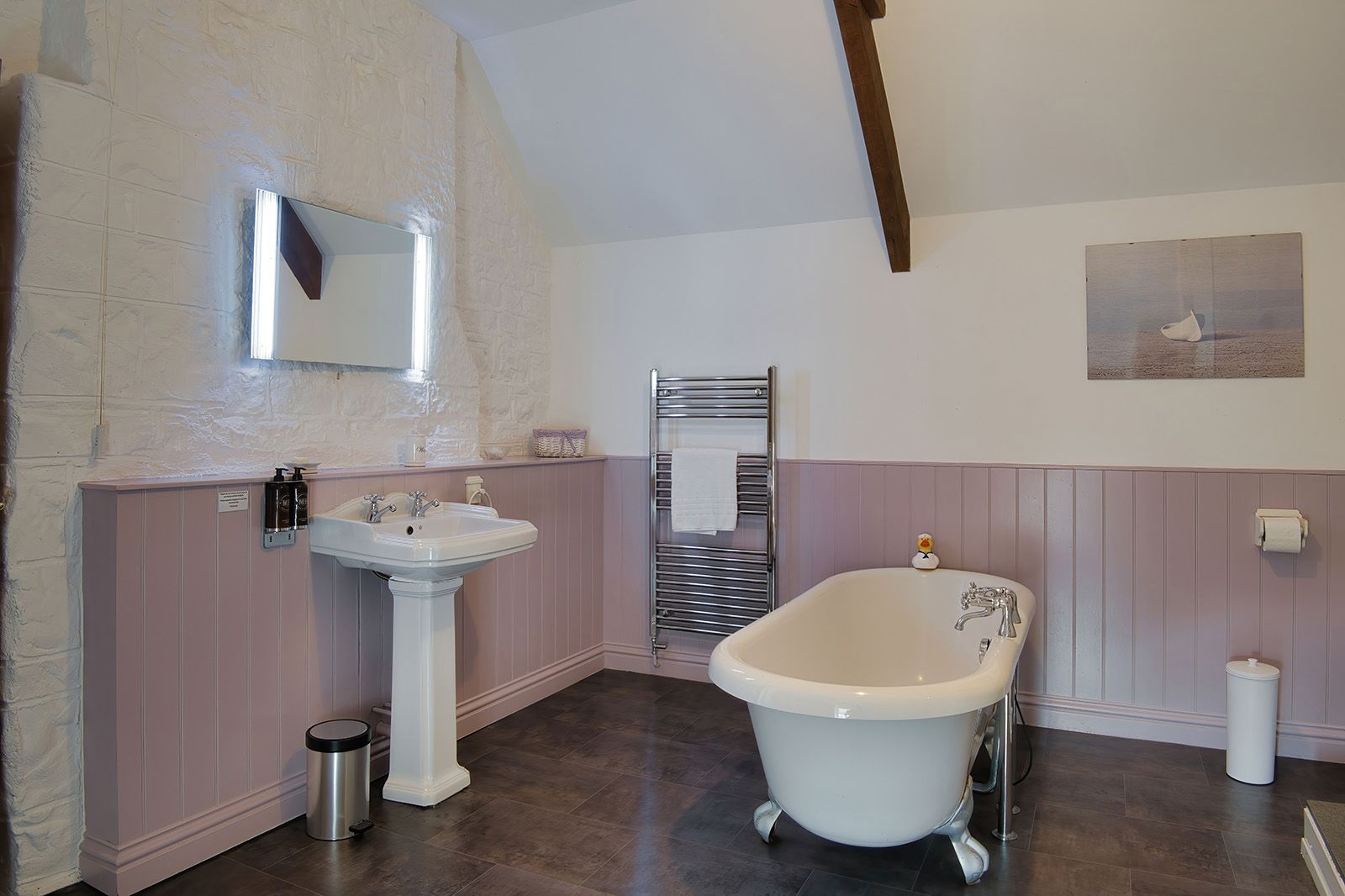 Office Room Bathroom 2.jpg