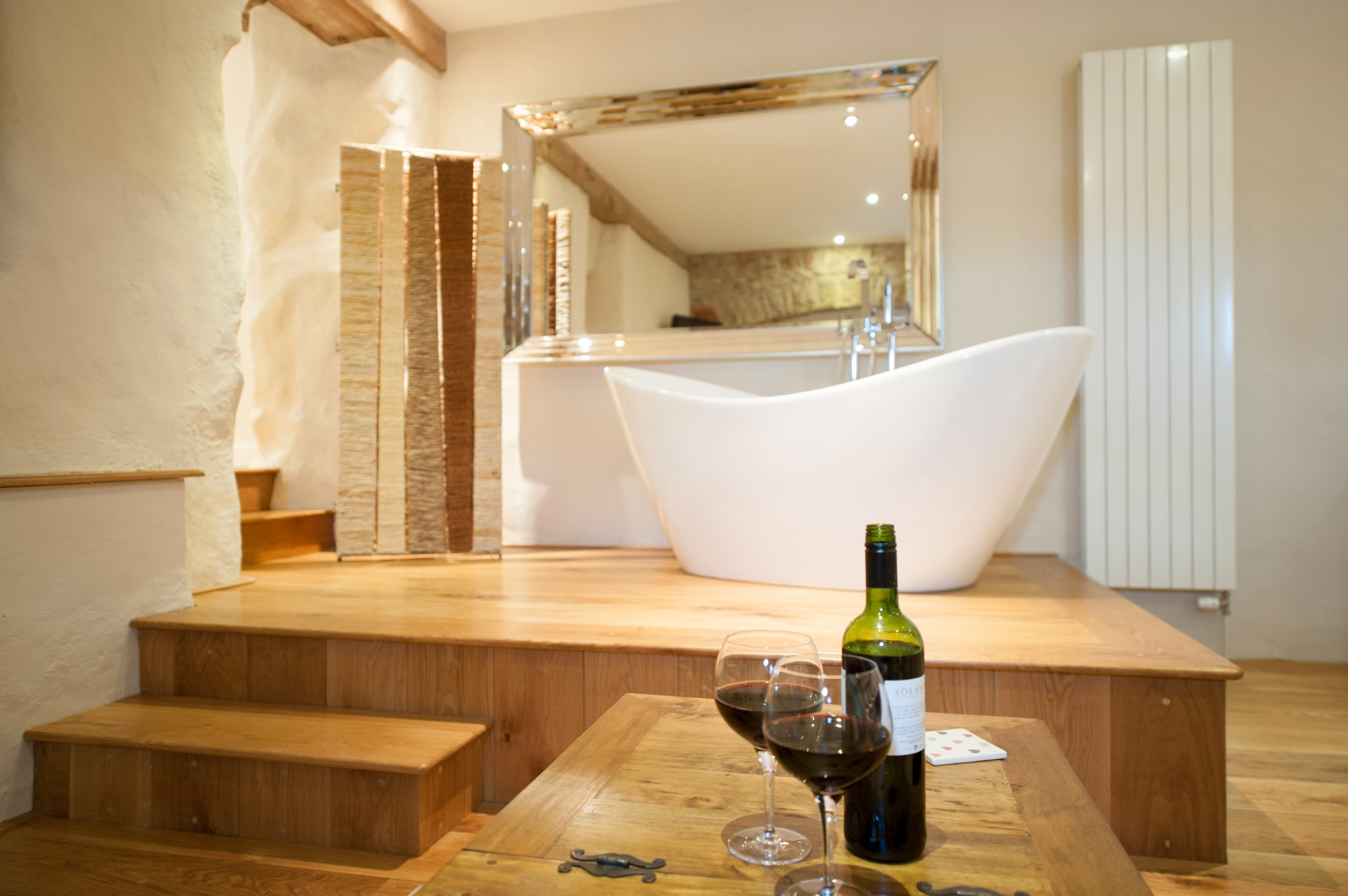 Coach House Bath 2.jpg